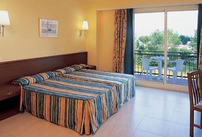 Terramar Hotel Calella Kültér fotó