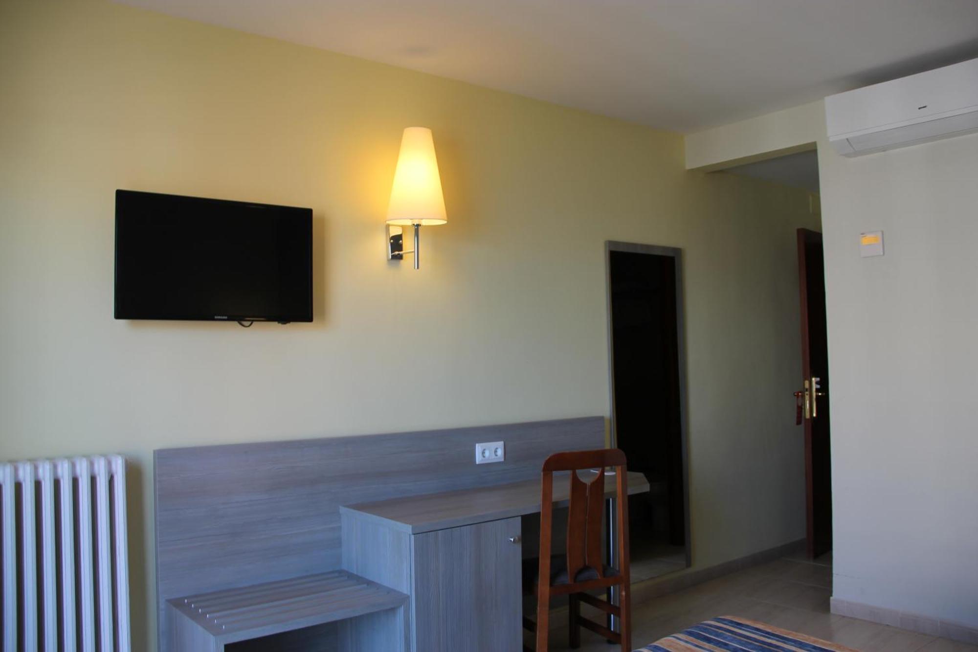 Terramar Hotel Calella Kültér fotó