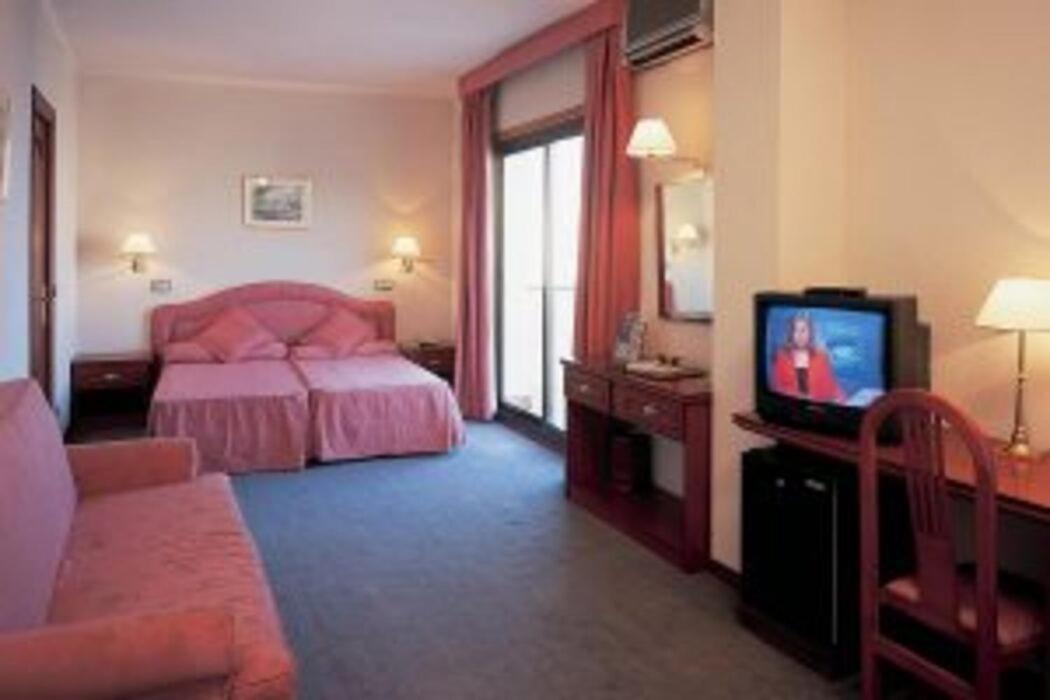Terramar Hotel Calella Kültér fotó